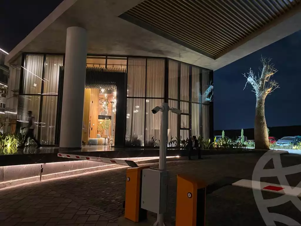 https://aqarmap.com.eg/ar/listing/5597368-for-sale-cairo-new-cairo-compounds-mwntn-fyw-y-syty-club-park-mountain-view-icity