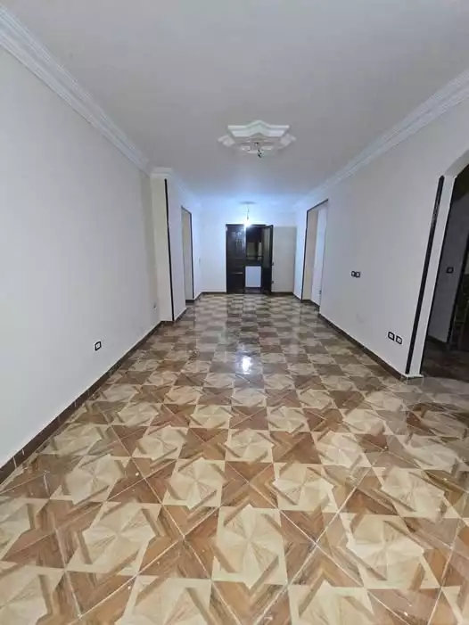 https://aqarmap.com.eg/en/listing/5598547-for-rent-cairo-helwan-kwrnysh-hlwn
