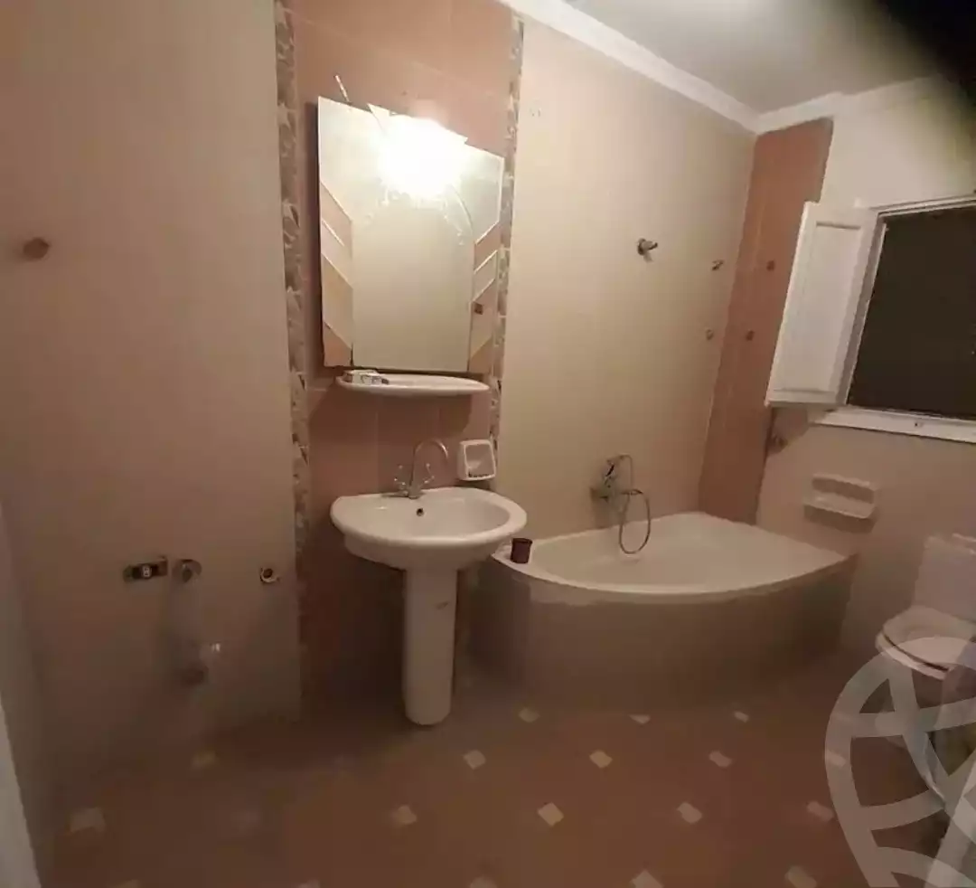 https://aqarmap.com.eg/ar/listing/5914750-for-sale-alexandria-ganaklis