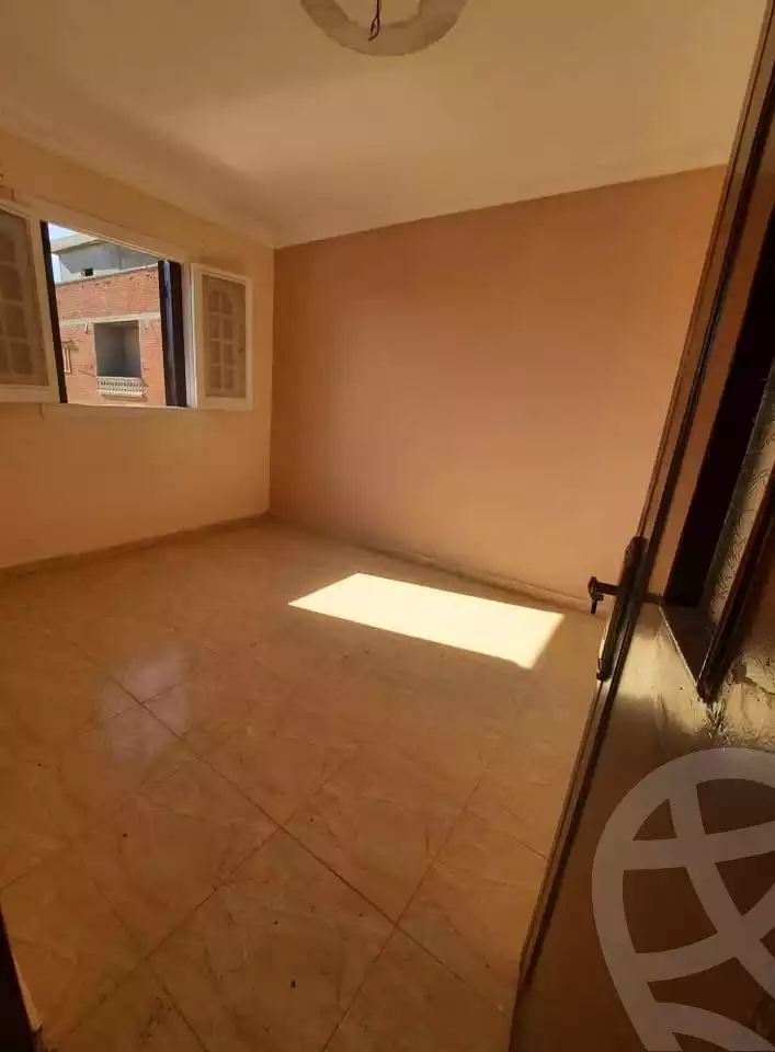 https://aqarmap.com.eg/en/listing/5915127-for-sale-alexandria-l-jmy-el-hanouvel-el-shaheed-ahmed-hamdy-st