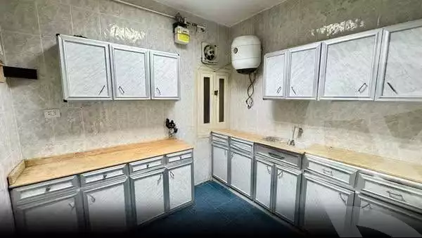 https://aqarmap.com.eg/ar/listing/5599058-for-rent-alexandria-ganaklis