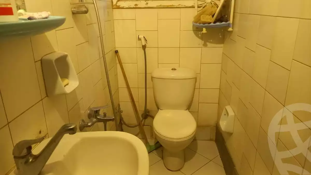 https://aqarmap.com.eg/en/listing/5599065-for-sale-cairo-el-matarya-teraat-el-gabal-st.