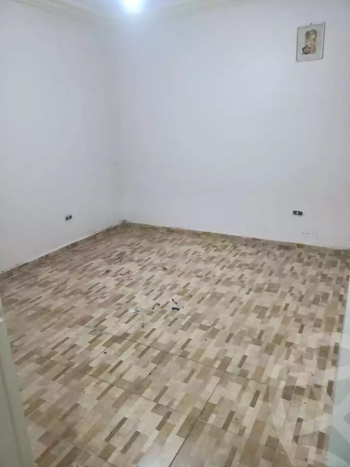 https://aqarmap.com.eg/ar/listing/5600555-for-rent-alexandria-ganaklis