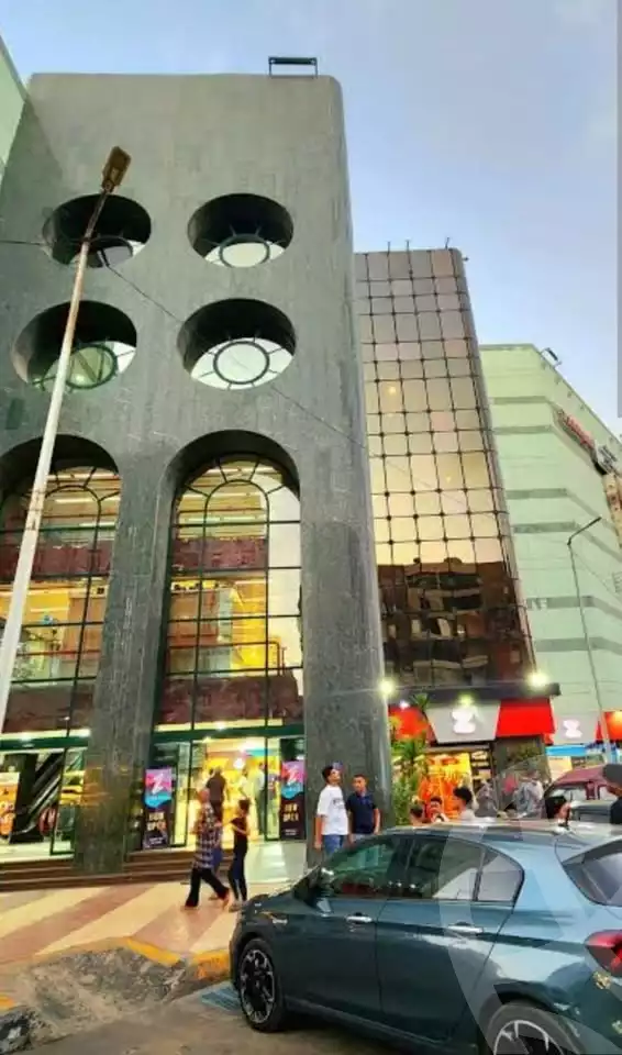 https://aqarmap.com.eg/en/listing/5917205-for-sale-alexandria-smouha-victor-amanoiel-square