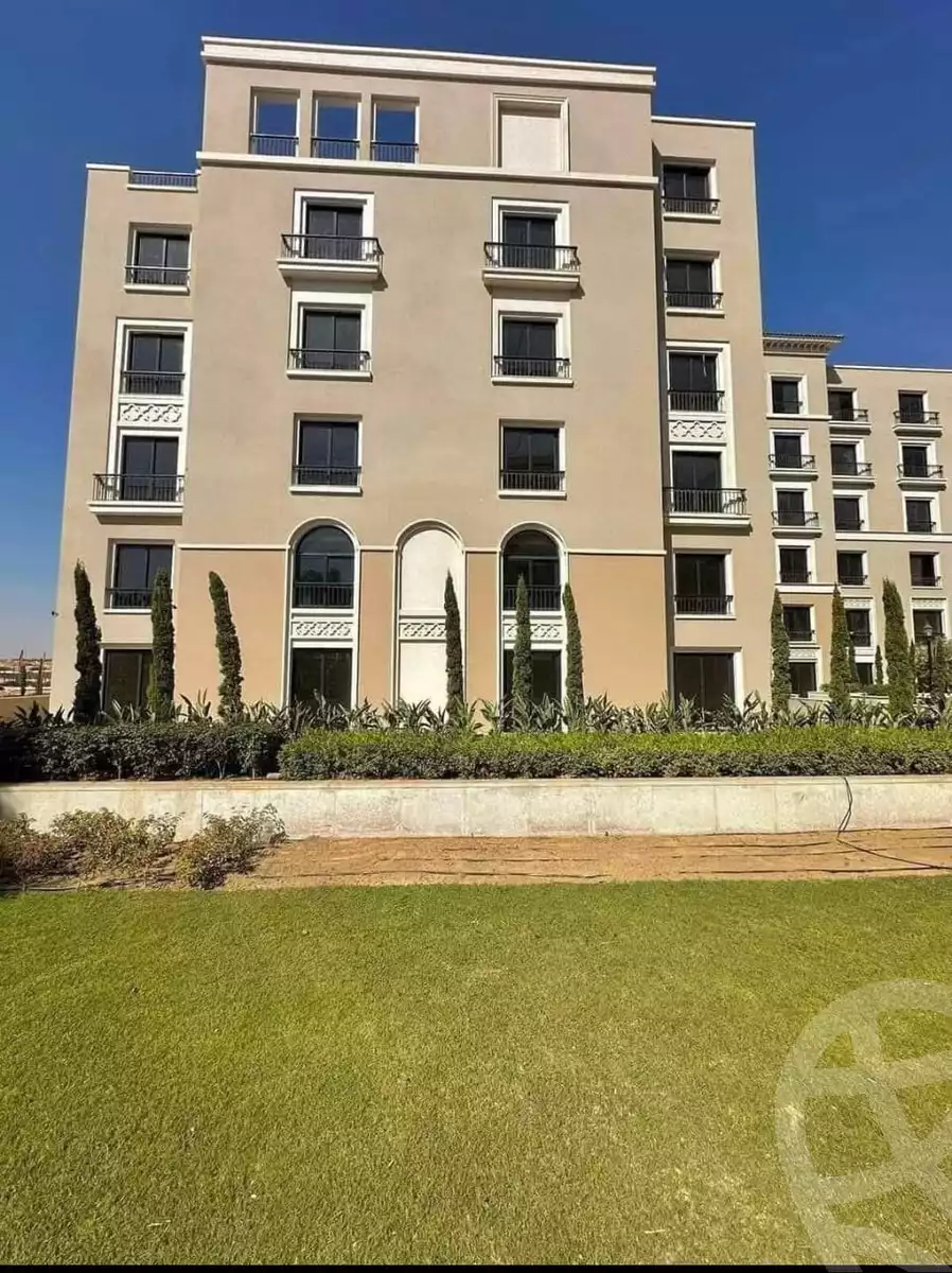 https://aqarmap.com.eg/en/listing/5600905-for-sale-cairo-el-sheikh-zayed-city-compounds-kmbwnd-fyldj-wyst-dr-llttwyr