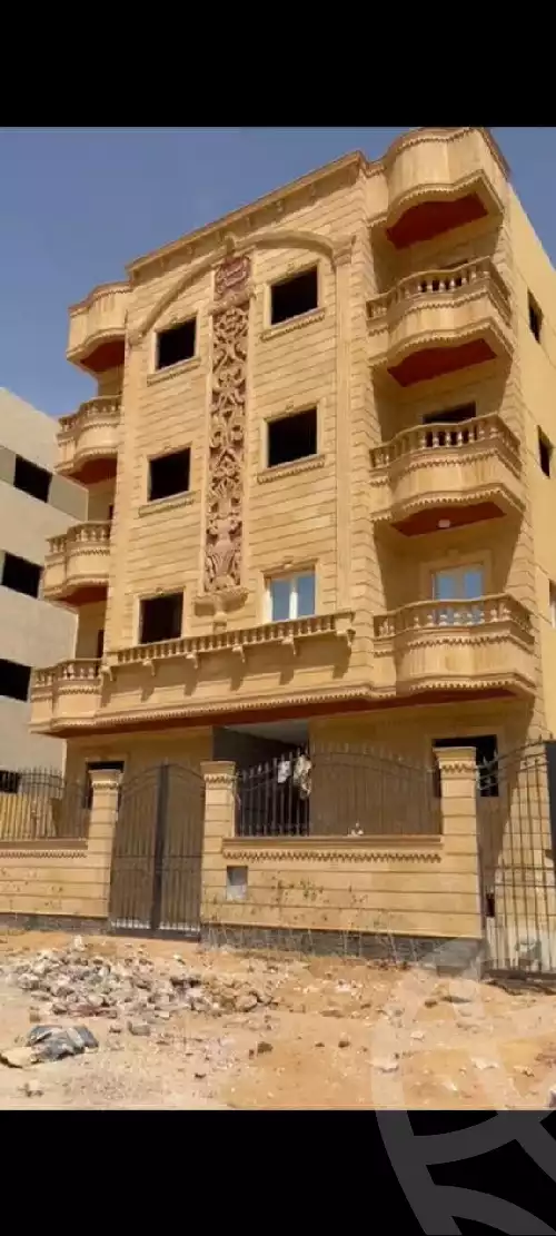 https://aqarmap.com.eg/en/listing/5603174-for-sale-cairo-badr-city-hai-el-ashgar-featured-neighborhood-bait-el-watan-rd