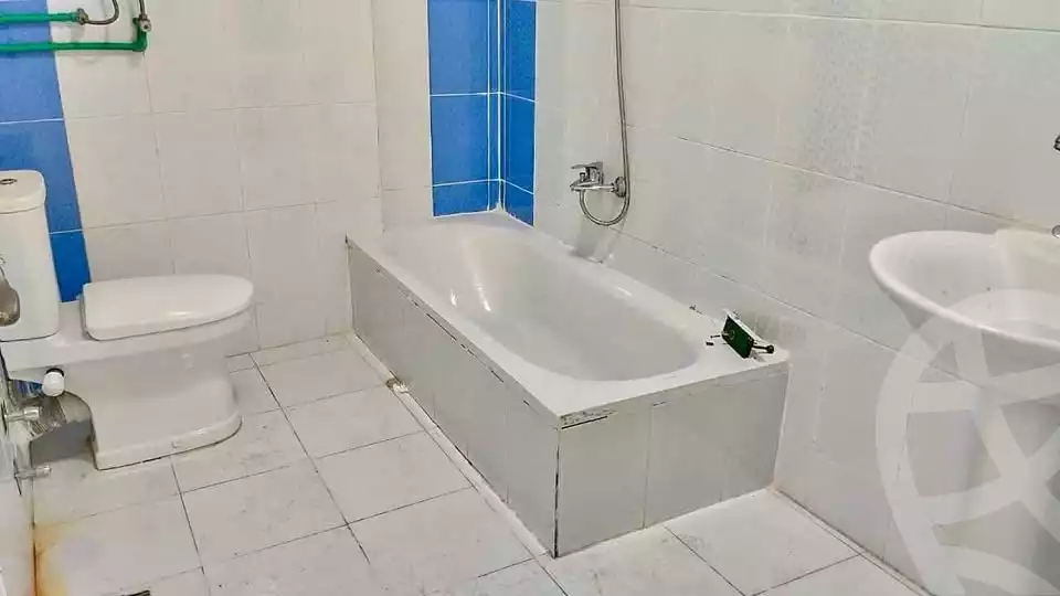 https://aqarmap.com.eg/en/listing/5605444-for-rent-alexandria-glim