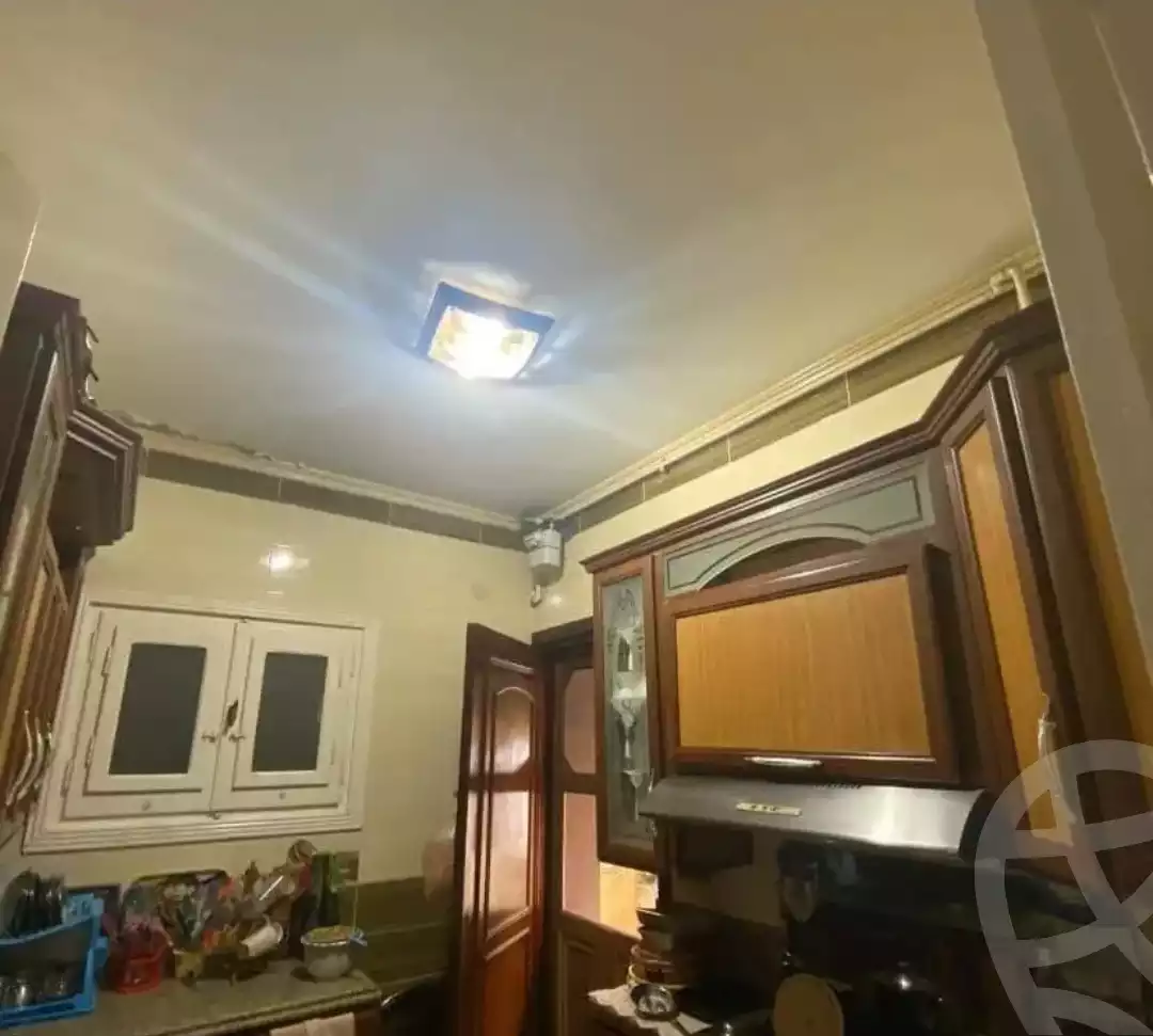 https://aqarmap.com.eg/ar/listing/5913938-for-sale-alexandria-l-jmy-lbytsh-el-hanafeya-st