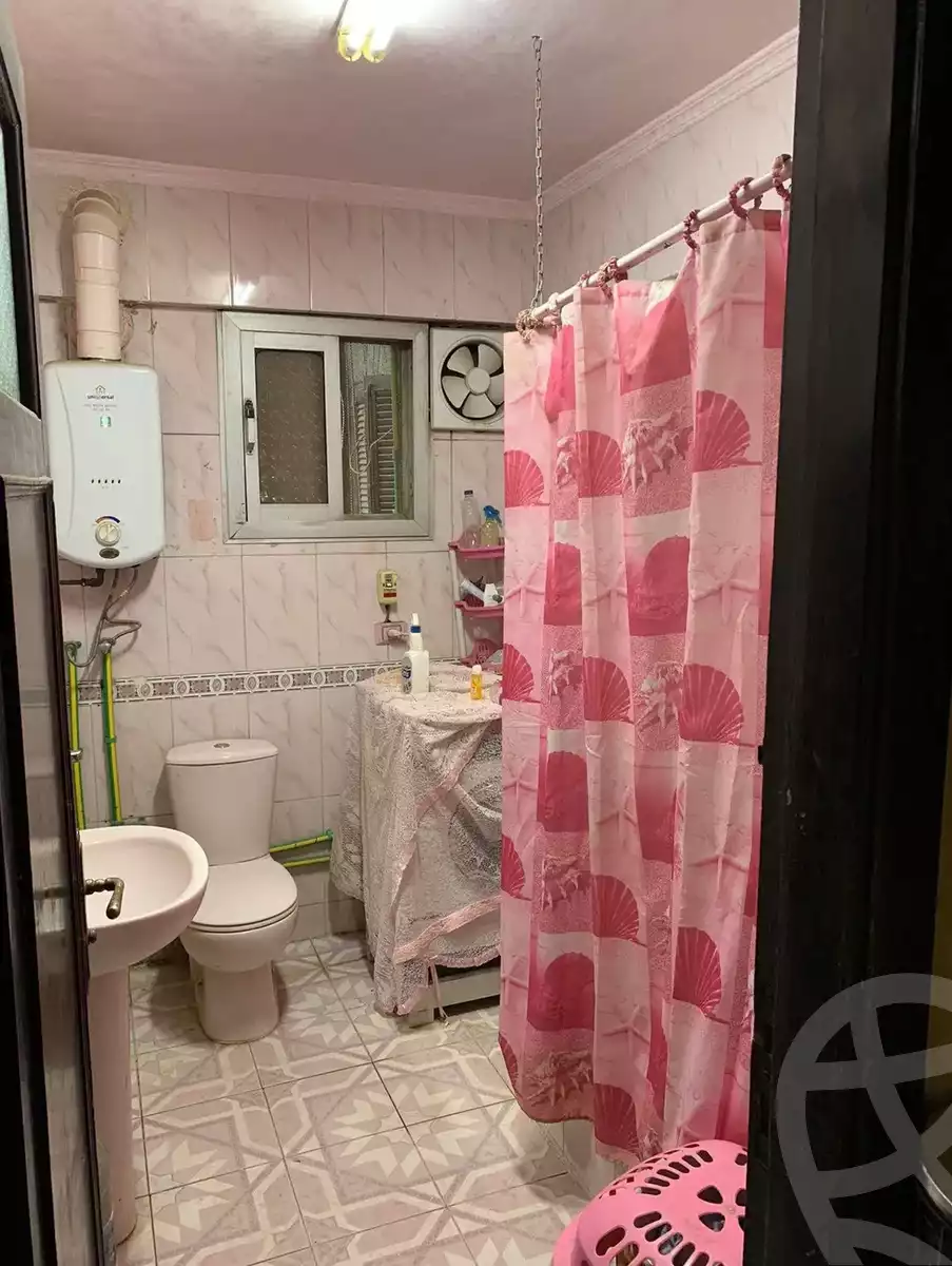 https://aqarmap.com.eg/en/listing/5909710-for-sale-cairo-el-zaytun-hlmy-lzytwn-ibn-el-hakam-sq