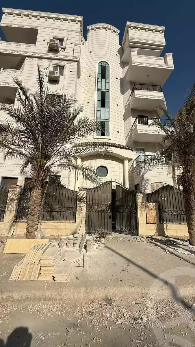 https://aqarmap.com.eg/en/listing/5608304-for-sale-cairo-6th-of-october-el-ahyaa-neighborhood-4th