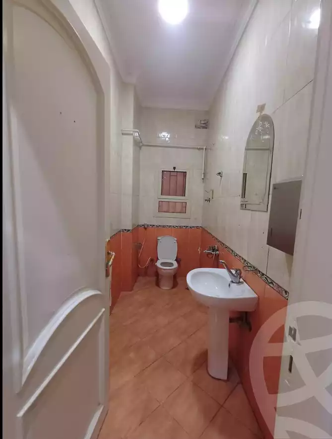 https://aqarmap.com.eg/ar/listing/5608496-for-rent-cairo-mokattam-lhdb-l-ly