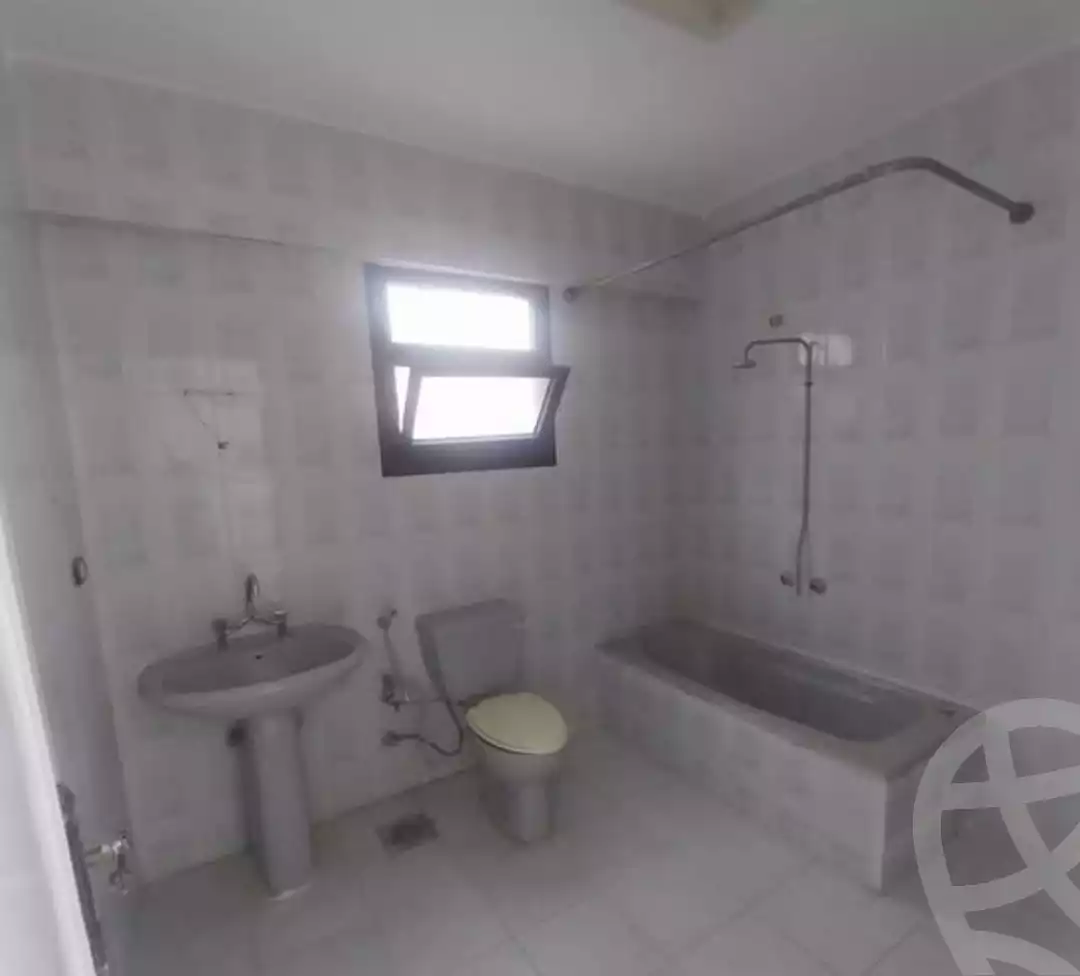 https://aqarmap.com.eg/ar/listing/5910627-for-sale-alexandria-l-jmy-shataa-el-nakheel
