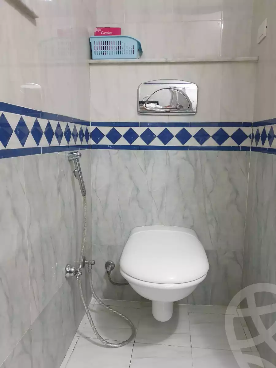 https://aqarmap.com.eg/en/listing/5609325-for-sale-cairo-new-cairo-ganob-el-akadamiya-south-academy-h