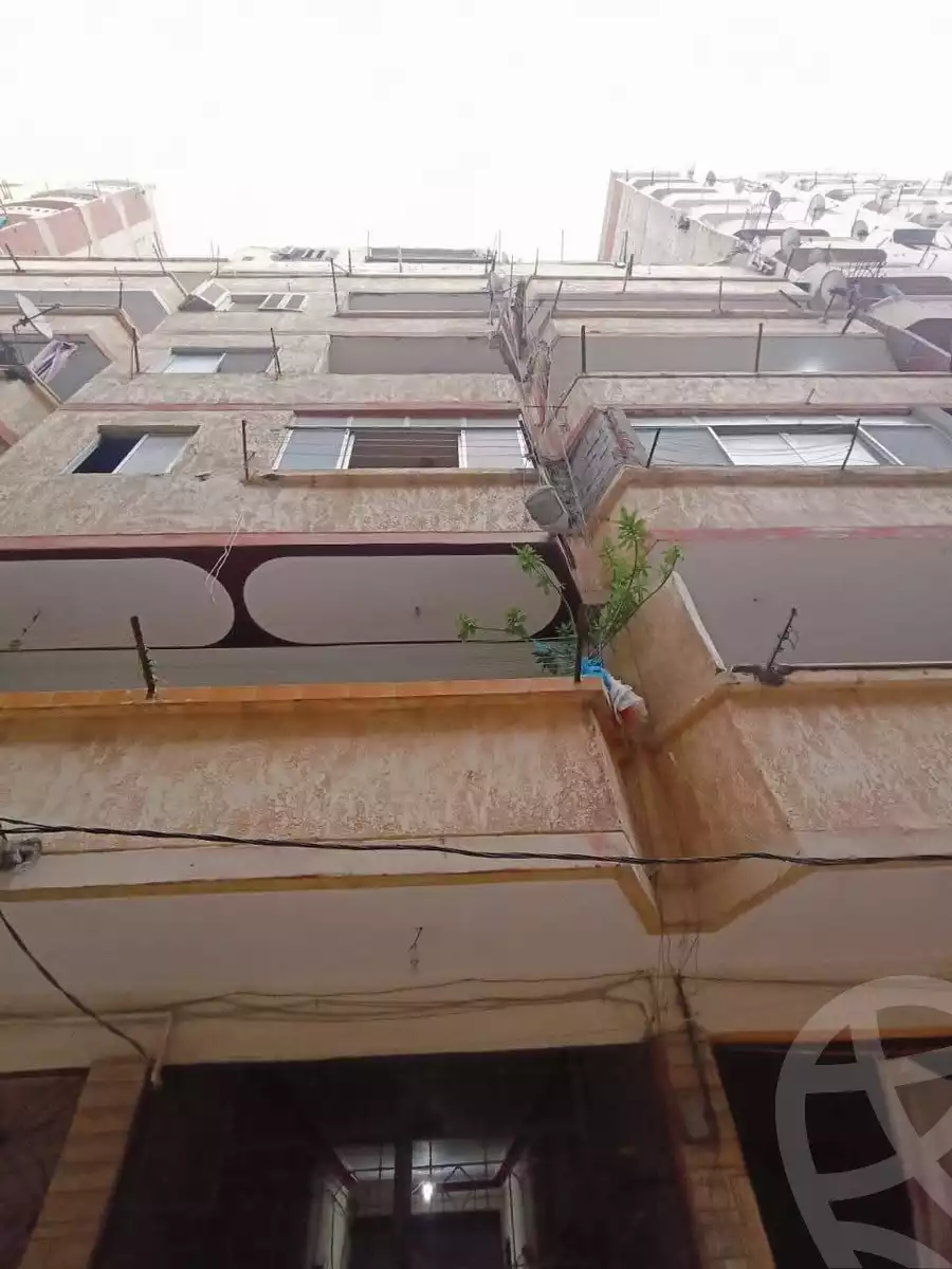 https://aqarmap.com.eg/en/listing/5911258-for-sale-alexandria-l-jmy-el-hanouvel-trablose-st