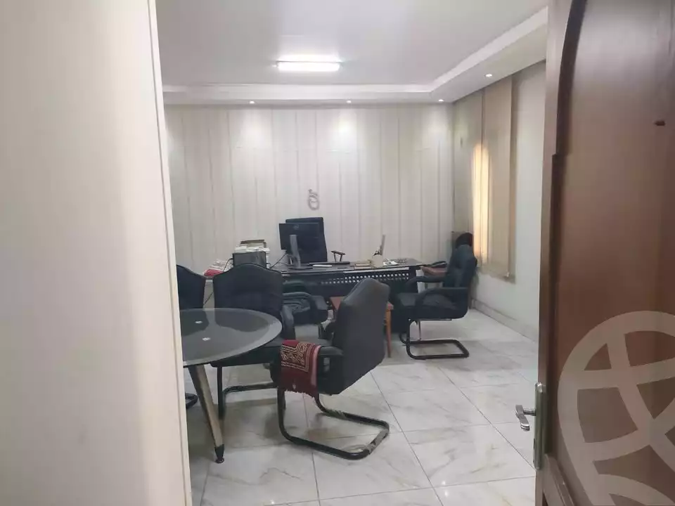 https://aqarmap.com.eg/ar/listing/5610914-for-sale-cairo-mokattam-lhdb-l-ly-el-naforah-square