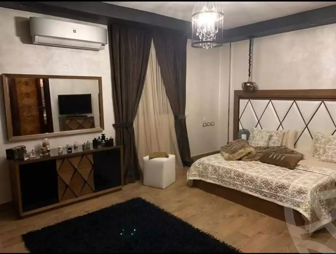 https://aqarmap.com.eg/en/listing/5612484-for-sale-cairo-mokattam-lhdb-l-ly