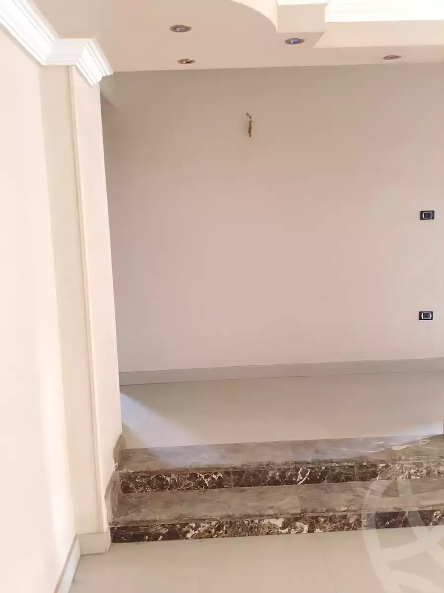 https://aqarmap.com.eg/en/listing/5613463-for-rent-cairo-el-haram-shareaa-naser-el-thawrah