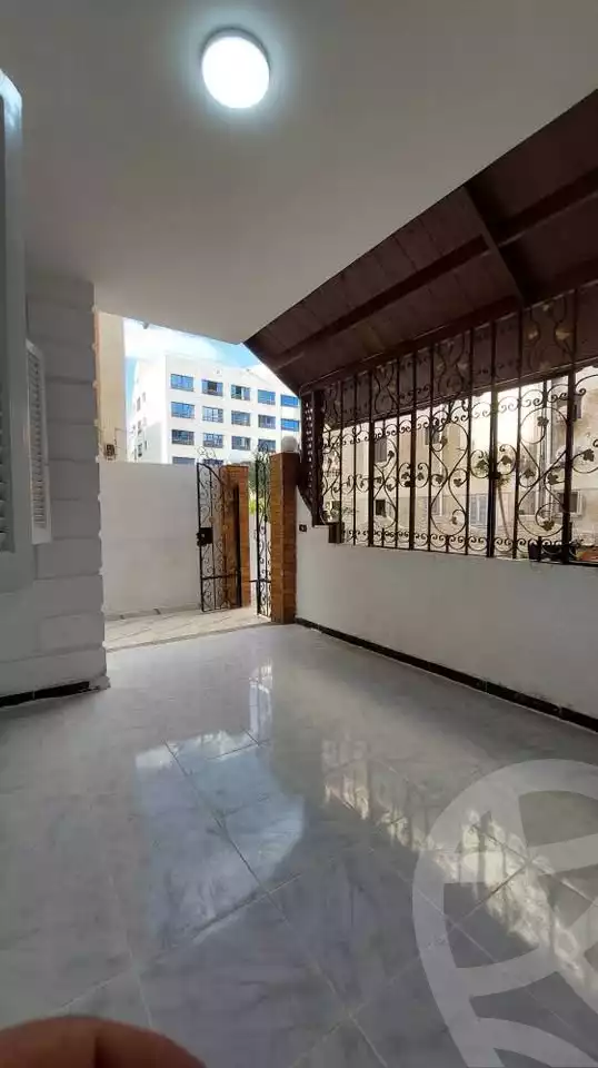 https://aqarmap.com.eg/ar/listing/5617645-for-sale-alexandria-mntq-fr-y-blskndry-el-kilo-21