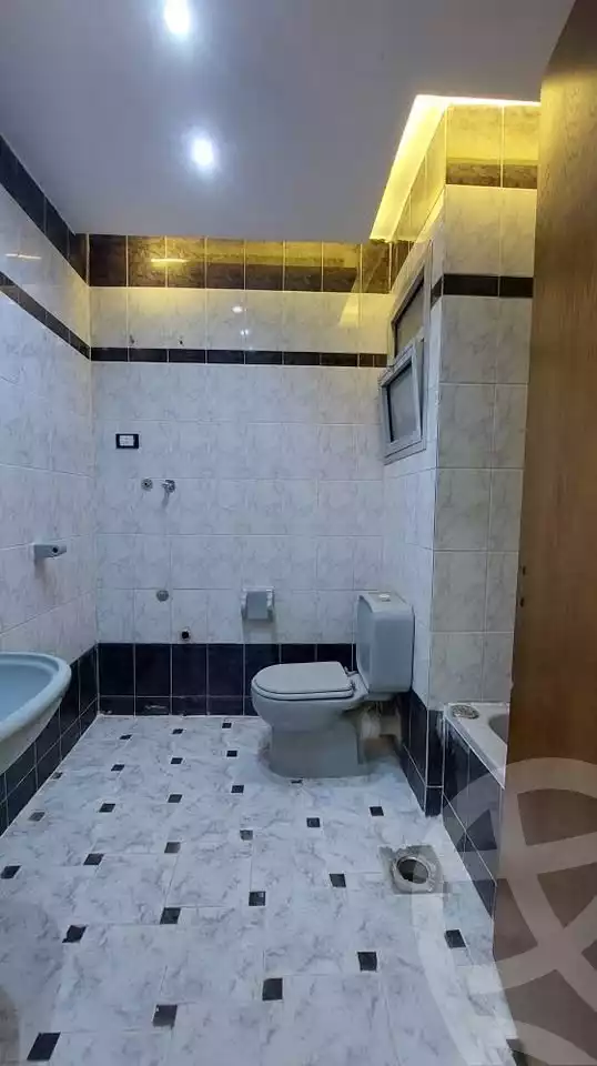 https://aqarmap.com.eg/en/listing/5617652-for-sale-alexandria-mntq-fr-y-blskndry-el-kilo-21
