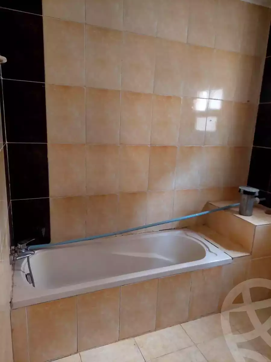 https://aqarmap.com.eg/en/listing/5621865-for-rent-cairo-15th-of-may-mjwr-33