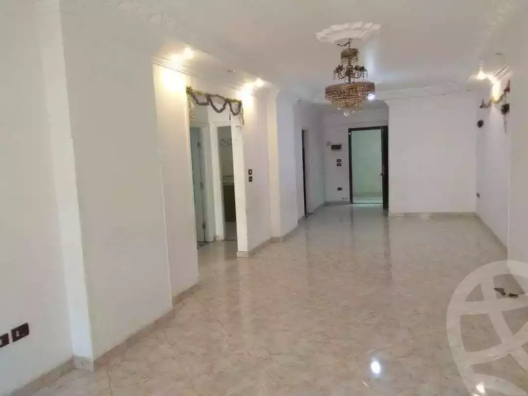 https://aqarmap.com.eg/ar/listing/5622637-for-sale-cairo-helwan-mnshy-yn-hlwn-mansour-st