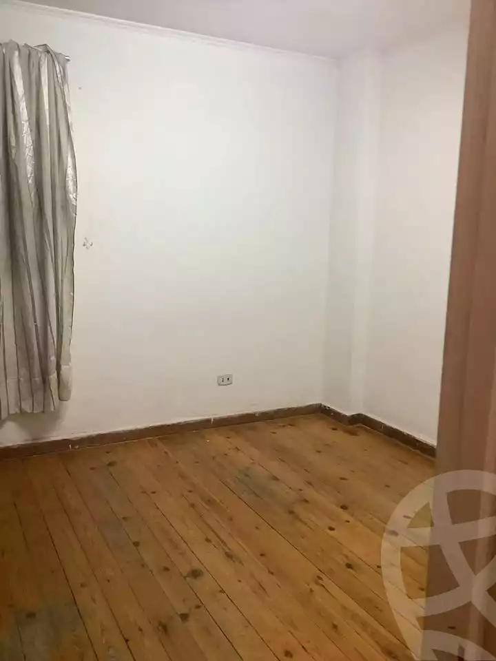 https://aqarmap.com.eg/ar/listing/5623559-for-rent-cairo-mokattam-lhdb-l-ly-shareaa-9