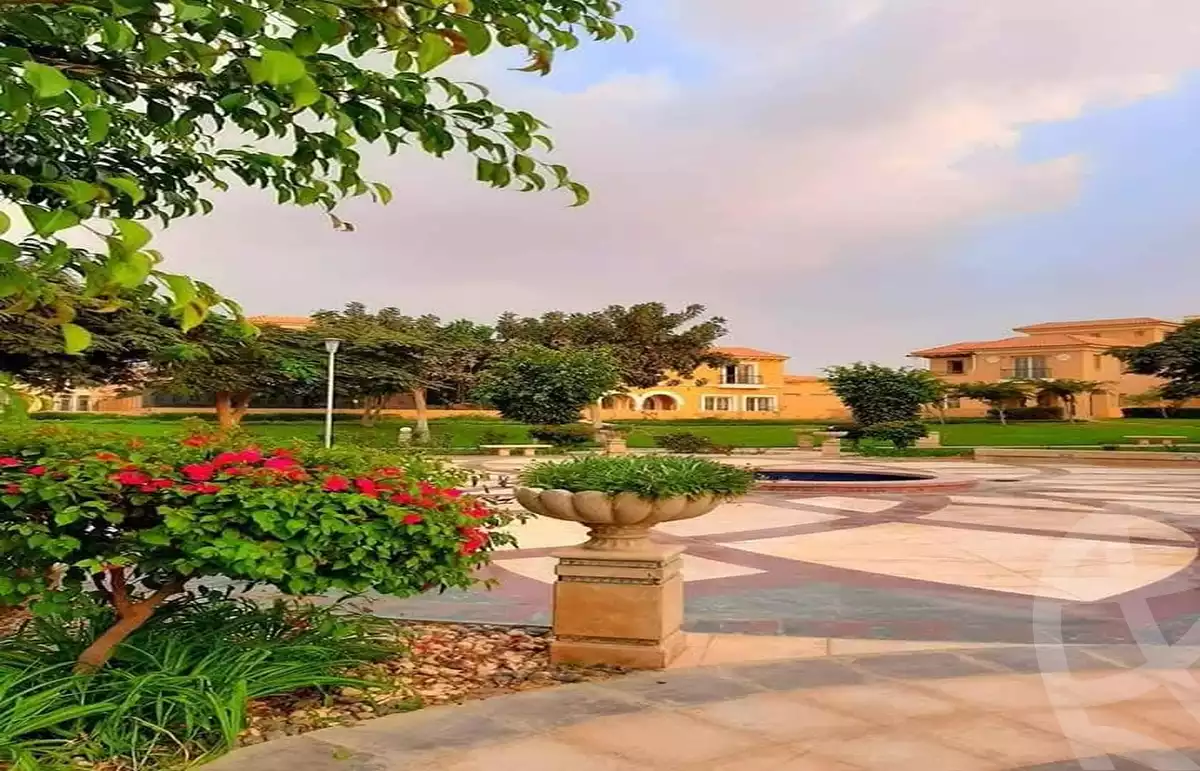 https://aqarmap.com.eg/en/listing/5937497-for-sale-cairo-new-cairo-compounds-hyde-park-greens-hyde-park-compound