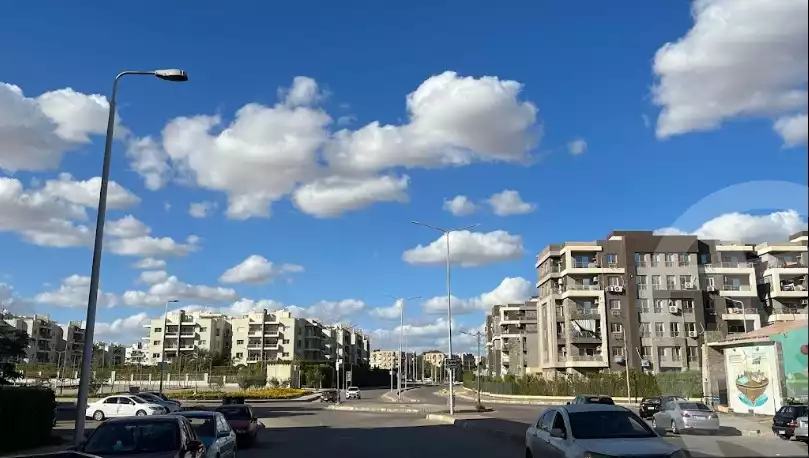 https://aqarmap.com.eg/en/listing/5623809-for-rent-cairo-el-sheikh-zayed-city-compounds-dh-drys