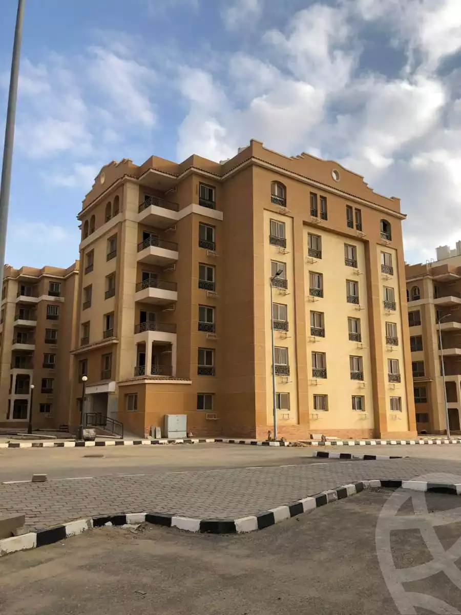 https://aqarmap.com.eg/en/listing/5626534-for-sale-cairo-new-cairo-compounds-el-rekaba-el-edarea-compound