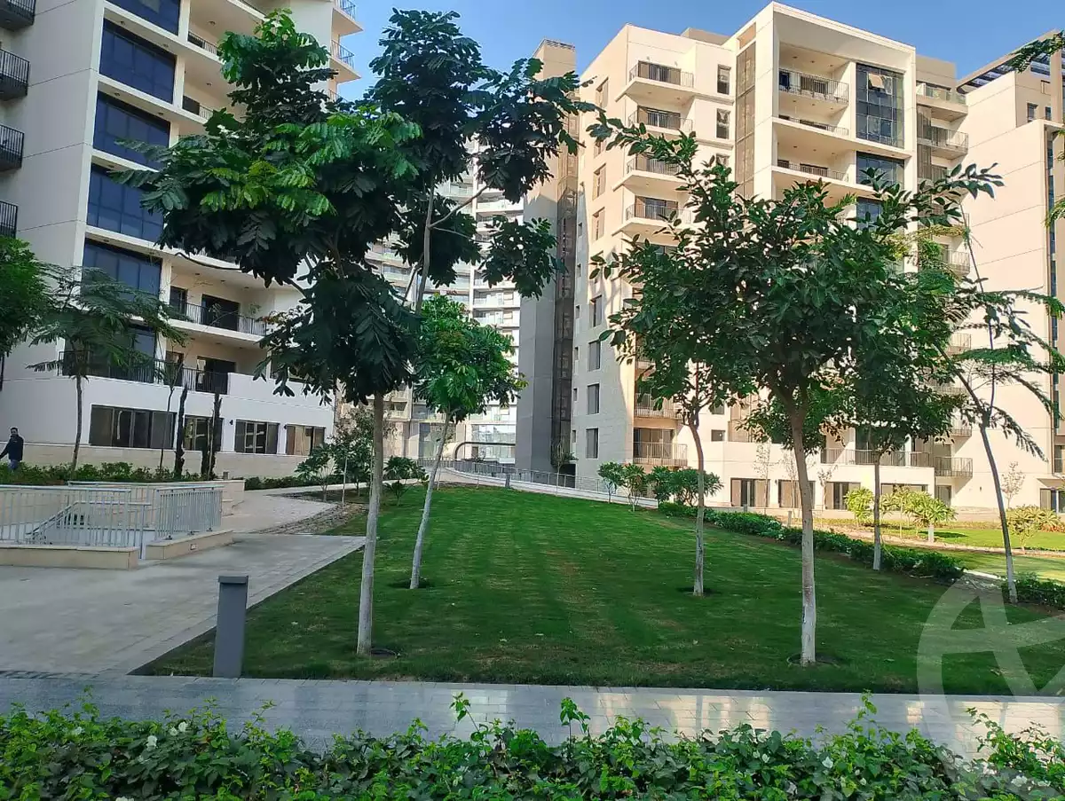 https://aqarmap.com.eg/en/listing/5627002-for-sale-cairo-el-sheikh-zayed-city-compounds-zyd-wr-llttwyr-park-side-residences