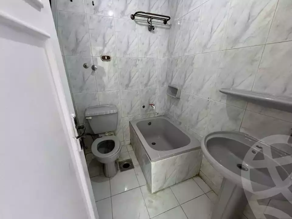 https://aqarmap.com.eg/en/listing/5627284-for-sale-alexandria-l-jmy-shataa-el-nakheel