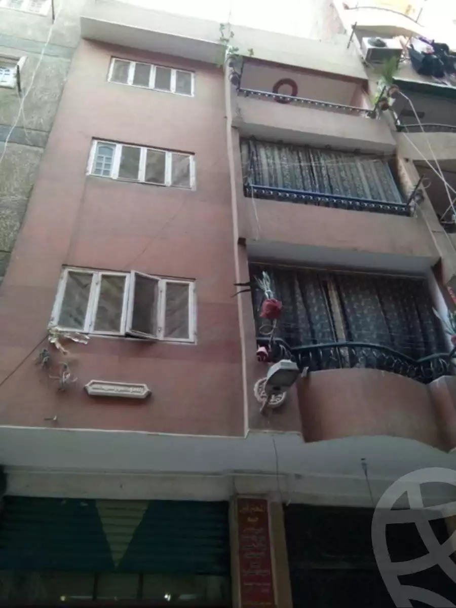 https://aqarmap.com.eg/ar/listing/5627425-for-sale-cairo-kirdasah-saft-el-laban-el-madbah-st