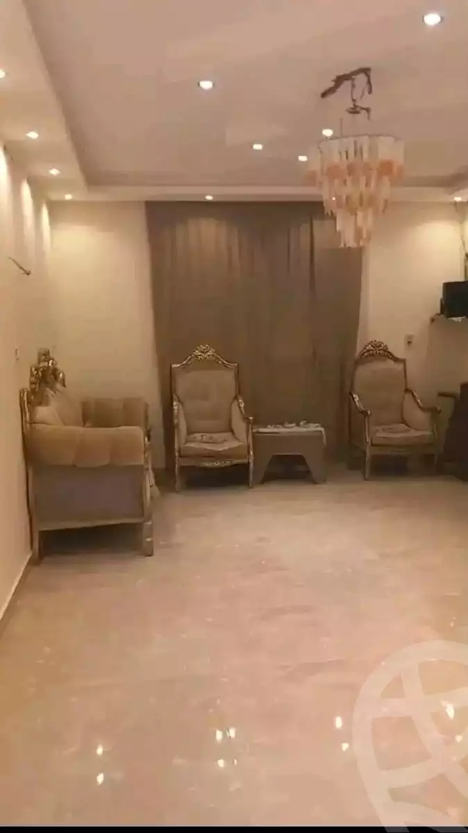 https://aqarmap.com.eg/ar/listing/5627682-for-sale-cairo-helwan-kwrnysh-hlwn