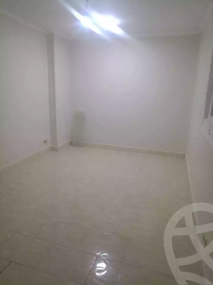 https://aqarmap.com.eg/en/listing/5628174-for-sale-cairo-helwan-hadayek-helwan-el-shareef