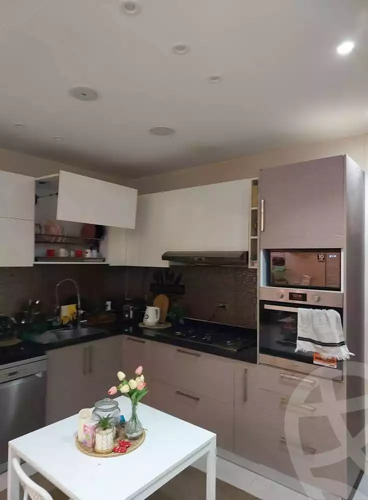 https://aqarmap.com.eg/en/listing/5630004-for-sale-sharqia-zagazig-zagazig-city-tolba-awaida-st