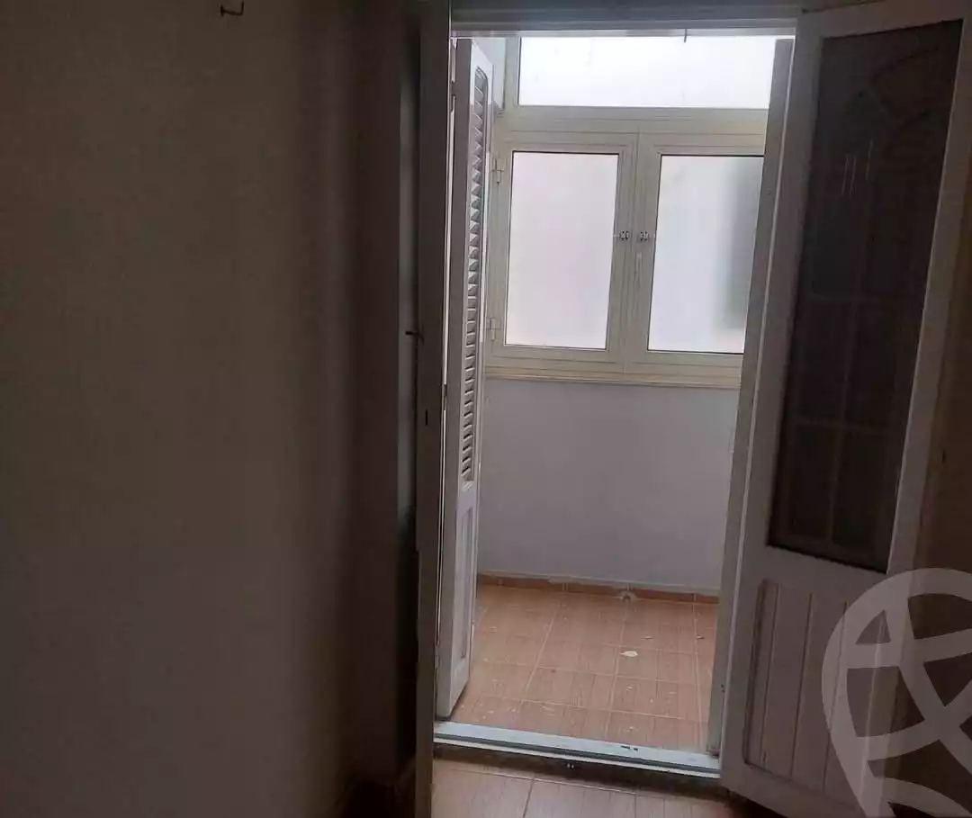 https://aqarmap.com.eg/en/listing/5630081-for-sale-alexandria-l-jmy-lbytsh-el-hanafeya-st