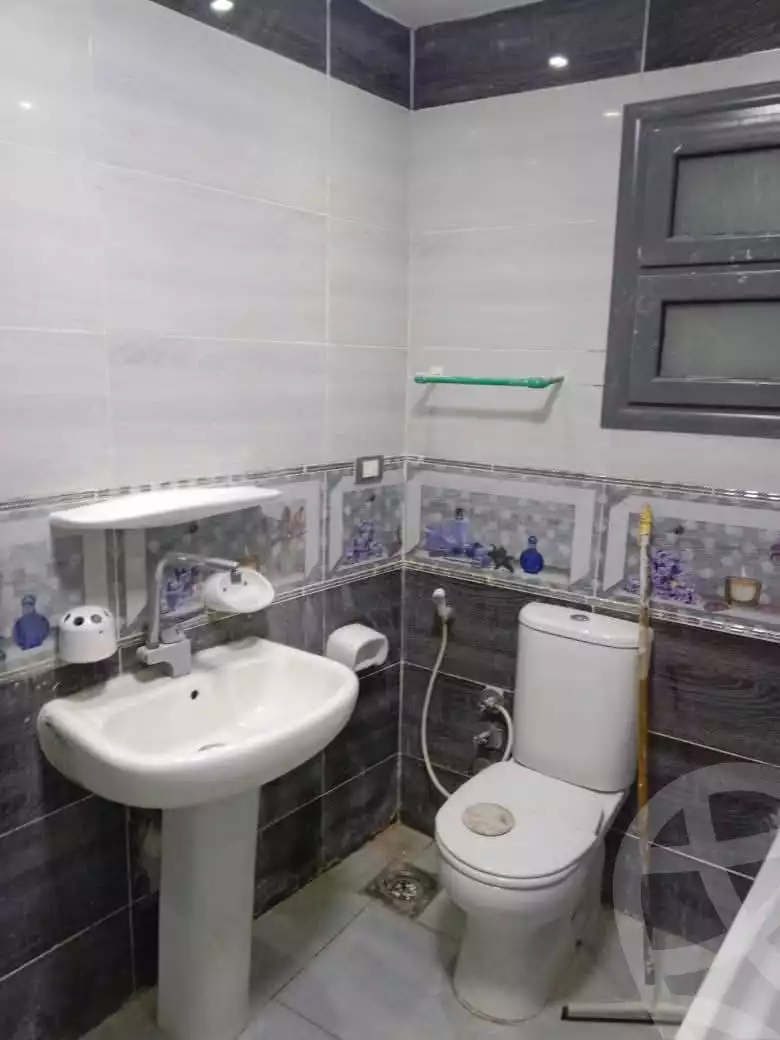 https://aqarmap.com.eg/ar/listing/5631395-for-sale-alexandria-l-jmy-lbytsh-al-nouqrashi-st