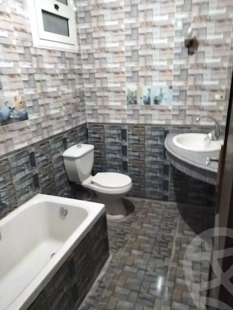 https://aqarmap.com.eg/ar/listing/5633934-for-sale-cairo-ain-shams-ain-shams-el-sharkia