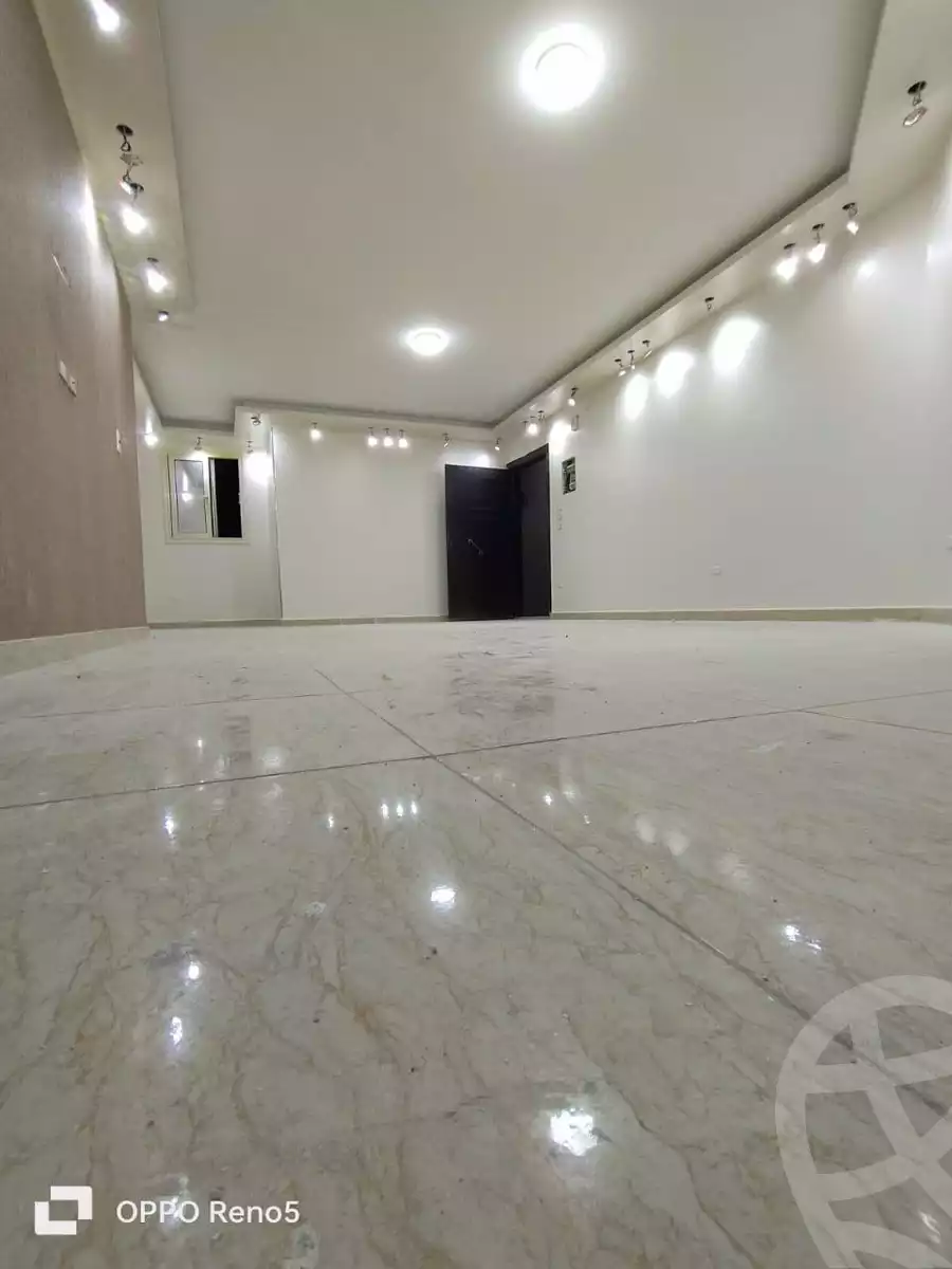 https://aqarmap.com.eg/ar/listing/5634119-for-sale-cairo-helwan-helwan-el-sharkeya-el-maraghi-st