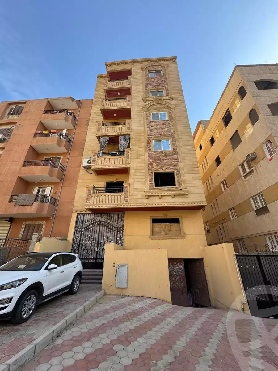 https://aqarmap.com.eg/en/listing/5634246-for-sale-cairo-6th-of-october-el-ahyaa-neighborhood-5th-street-37