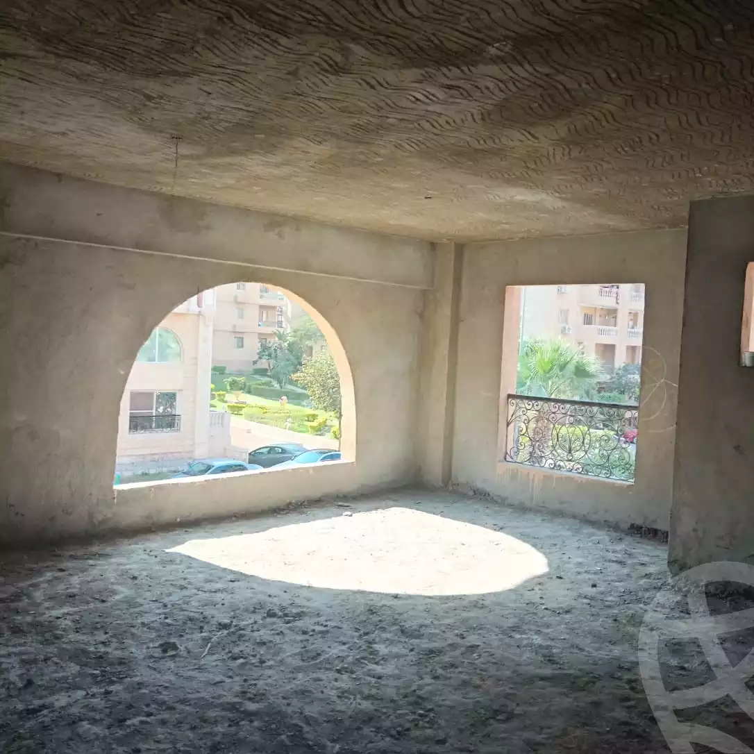 https://aqarmap.com.eg/en/listing/5418367-for-sale-cairo-new-cairo-compounds-el-ashrafia