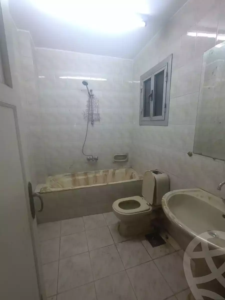 https://aqarmap.com.eg/ar/listing/5637000-for-sale-cairo-ain-shams-ain-shams-el-sharkia