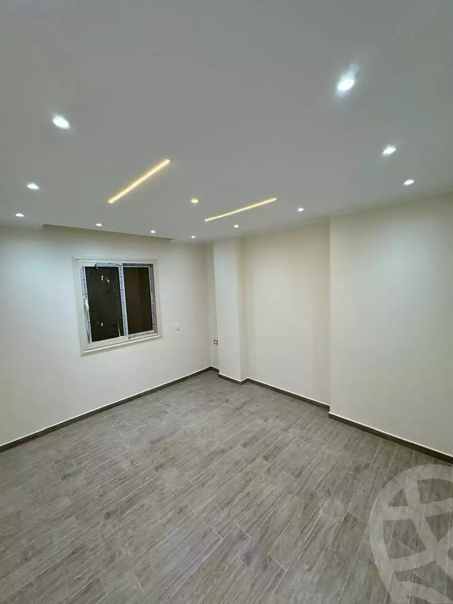 https://aqarmap.com.eg/en/listing/5637845-for-sale-cairo-new-cairo-compounds-la-maison-compound
