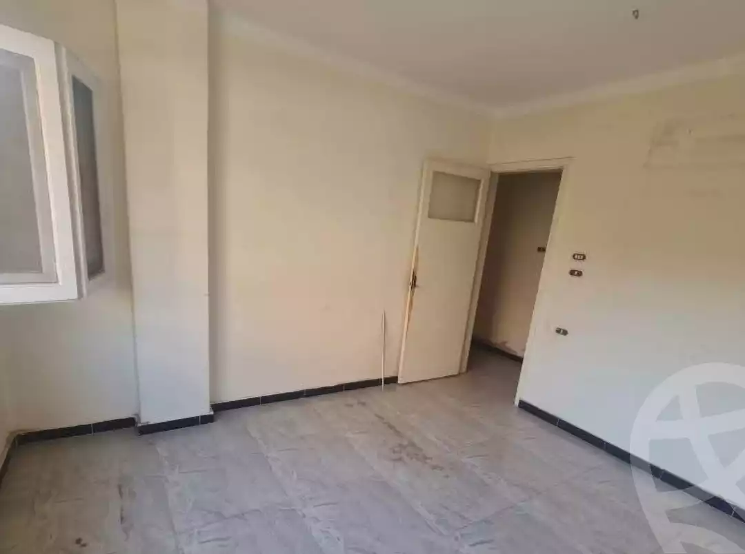 https://aqarmap.com.eg/en/listing/5641754-for-rent-asyut-asyut-city-al-nemeis-salah-al-din-al-ayoubi-st