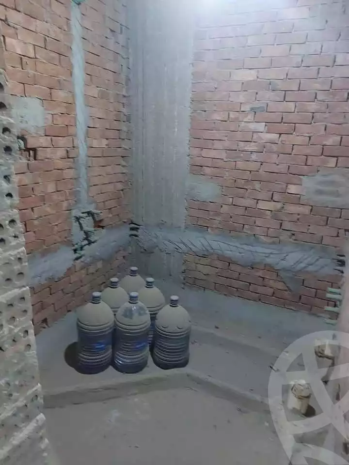 https://aqarmap.com.eg/ar/listing/5641993-for-sale-cairo-helwan-hadayek-helwan-el-eshrein-st