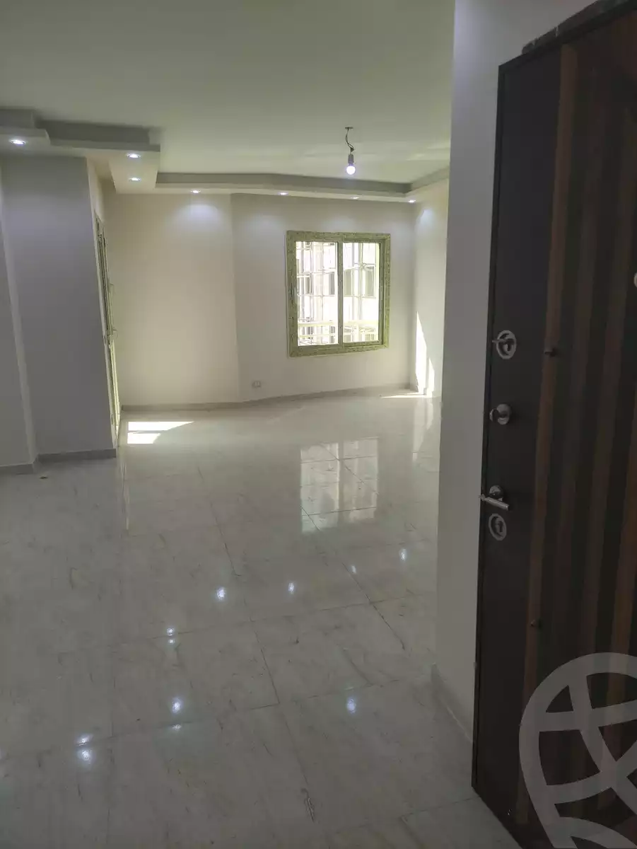 https://aqarmap.com.eg/en/listing/5642830-for-rent-cairo-mokattam-el-hadabah-el-wosta-rd-lmbhth