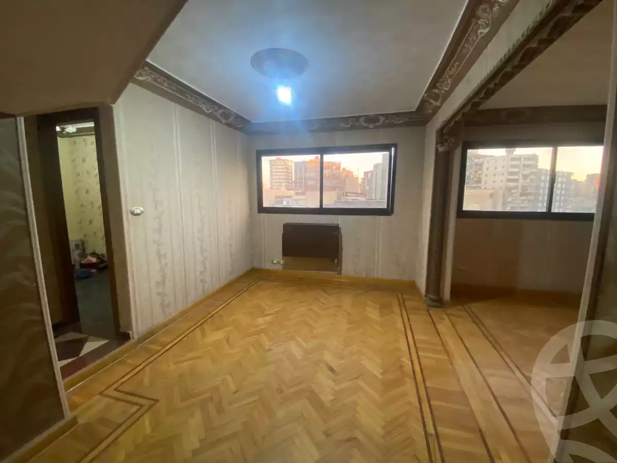 https://aqarmap.com.eg/ar/listing/5644119-for-sale-alexandria-shds