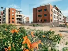 https://aqarmap.com.eg/en/listing/5646607-for-sale-cairo-new-cairo-compounds-district-5