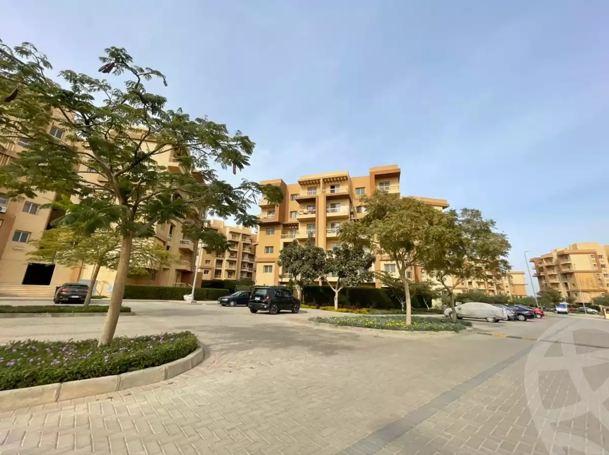 https://aqarmap.com.eg/en/listing/5646669-for-sale-cairo-6th-of-october-hadaeq-october-kmbwnd-fy-hdyq-ktwbr-ashgar-city
