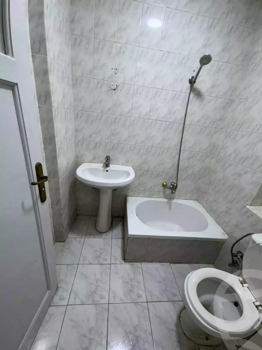 https://aqarmap.com.eg/en/listing/5648091-for-sale-alexandria-l-jmy-shataa-el-nakheel-street-12